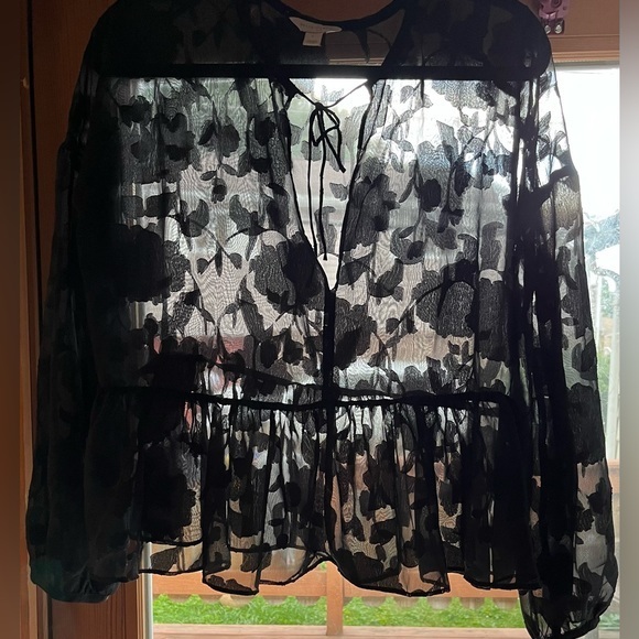 Belle‎ Sky Plunge Peplum Chiffon Top - Picture 2 of 10